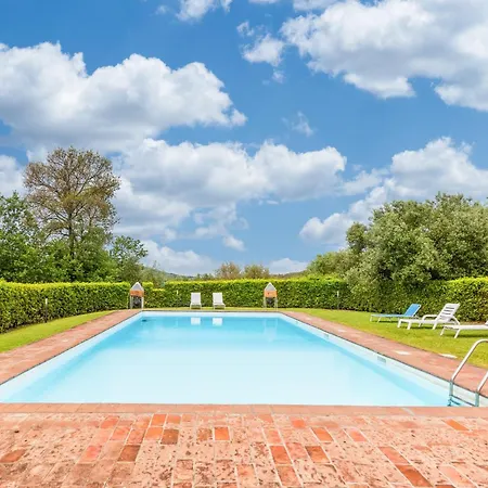 Tuscan Style Apartment, Shared Pool * Гайоле-ин-Кьянти
