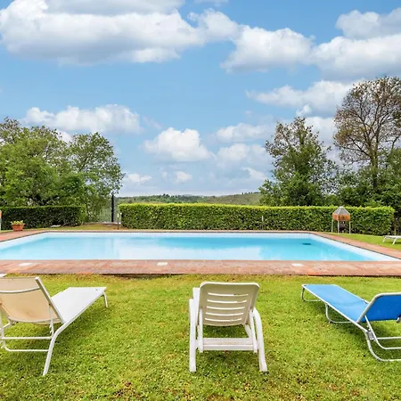 Tuscan Style Apartment, Shared Pool Lejlighed *